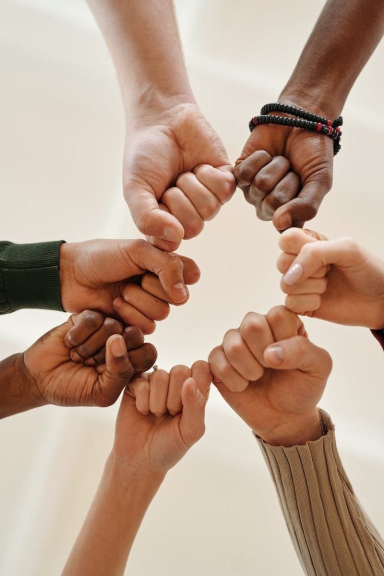 » The Importance of Social Relationships in Mental Health: Cultivating ...